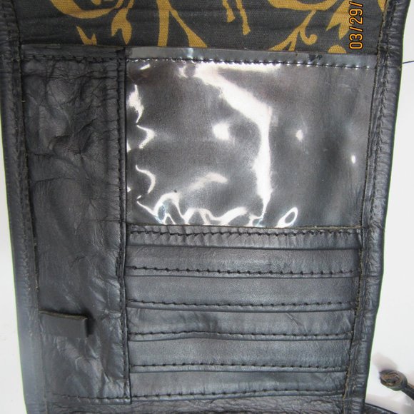 J.L. SALDIVAR Tooled Leather Black Trifold Crossbody Boho Western Purse - Picture 4 of 8